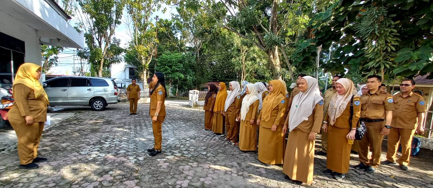 Kegiatan Apel Pagi di Bappeda Kabupaten Labuhanbatu dengan Pembina Apel Bidang Sekreteriat, Kegiatan  ini Agenda Rutin  untuk Meningkatkan Kedisiplinan